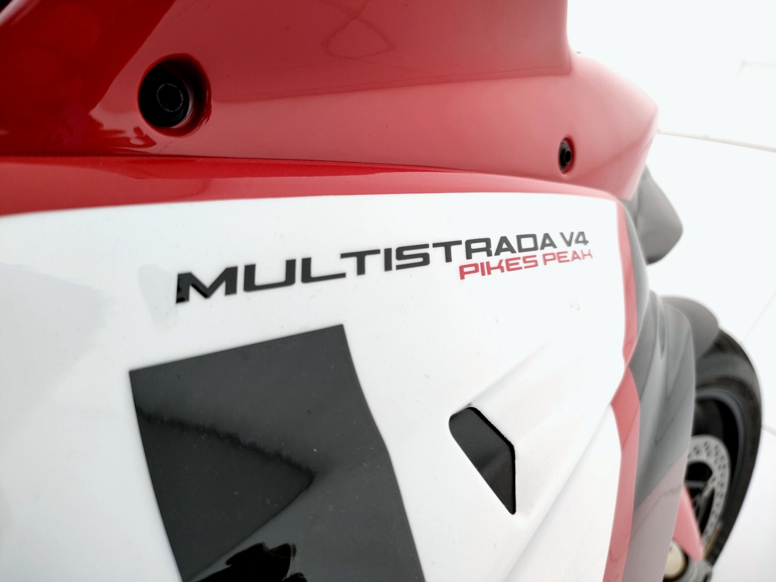 Ducati Multistrada V4 PIKES PEAK