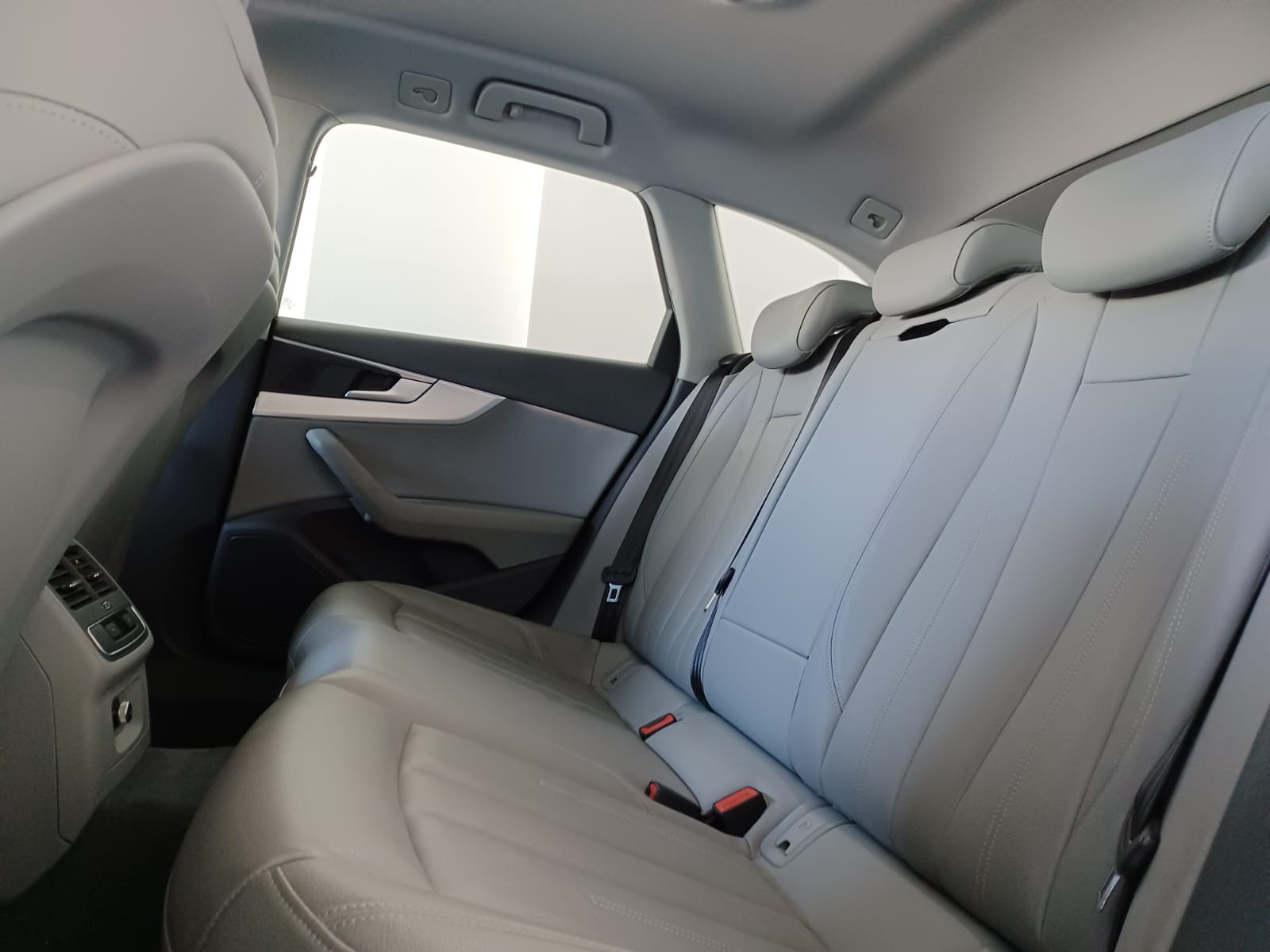 Audi A4 avant 40 2.0 tdi edition quattro 190cv s-tronic