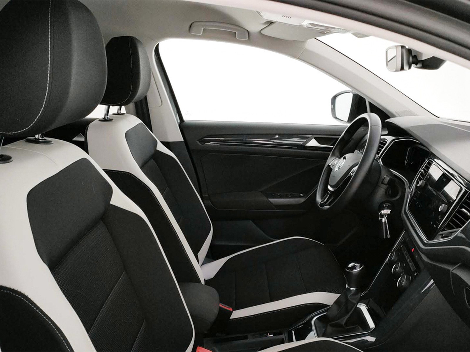 Volkswagen T-Roc 1.6 tdi advanced