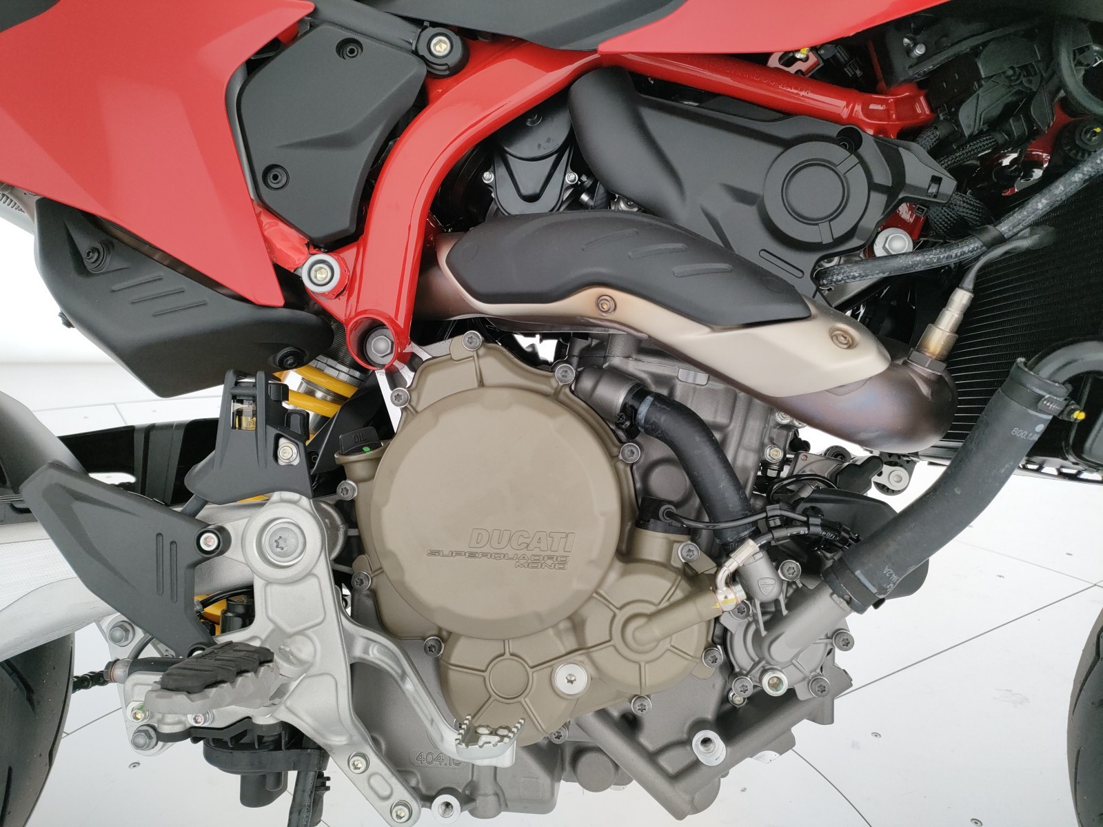 Ducati Hypermotard 698