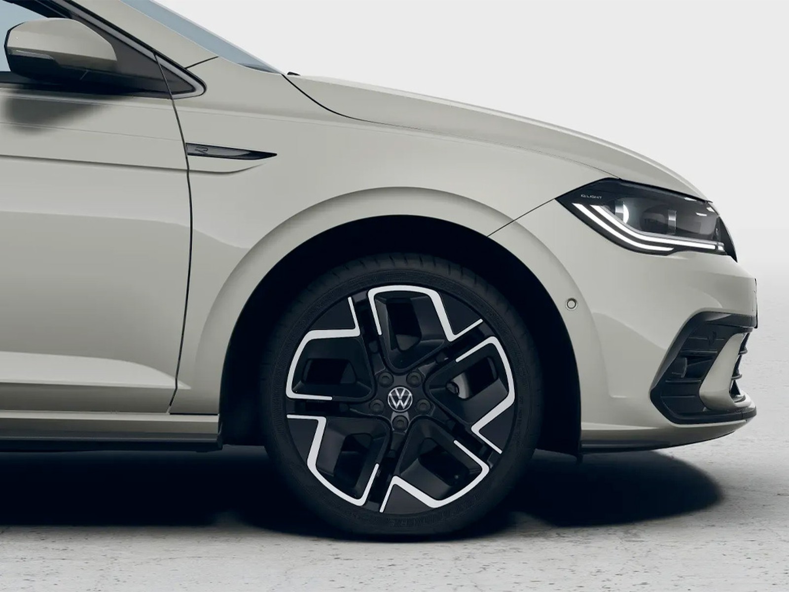 Volkswagen Polo 1.0 tsi r-line plus 95cv