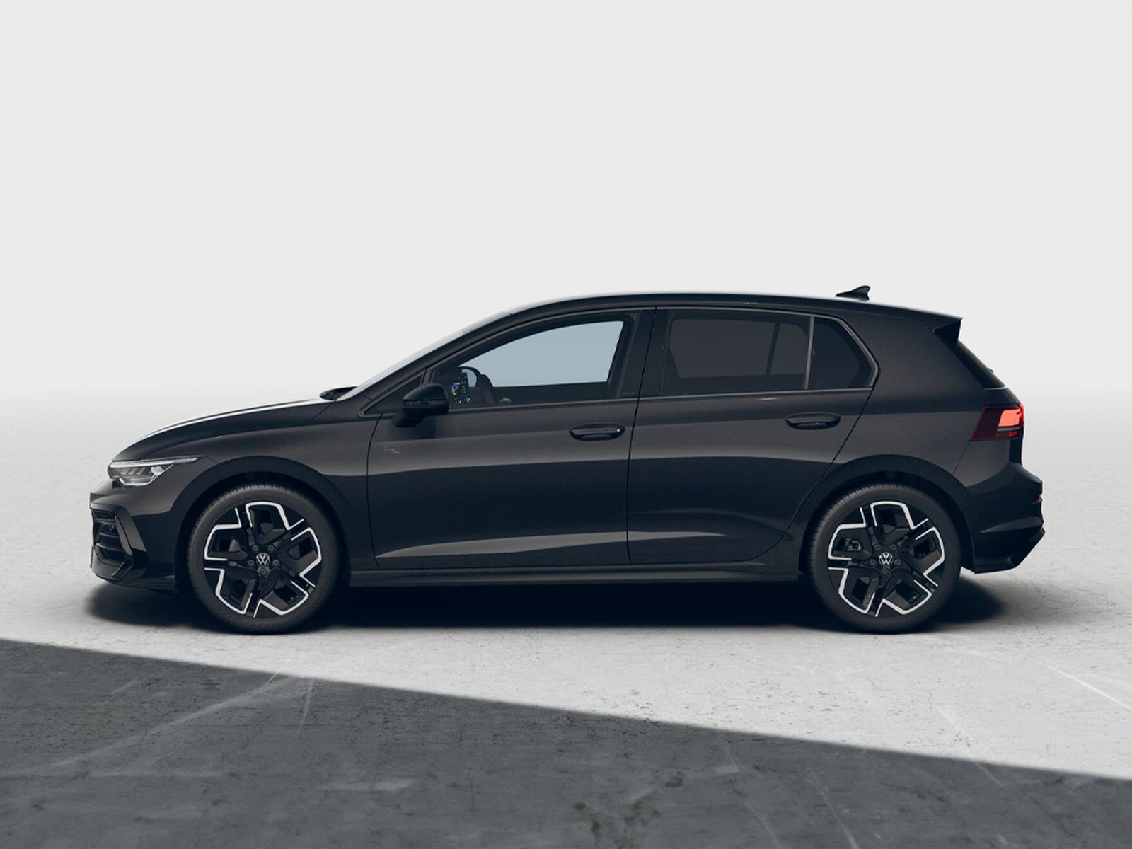 Volkswagen Golf 1.5 etsi r-line plus 115cv dsg