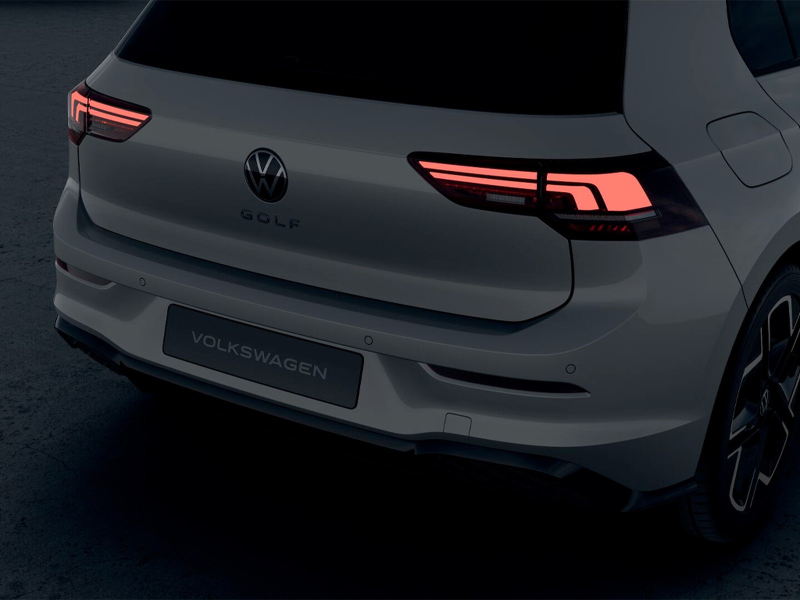 Volkswagen Golf 1.5 etsi r-line plus 115cv dsg