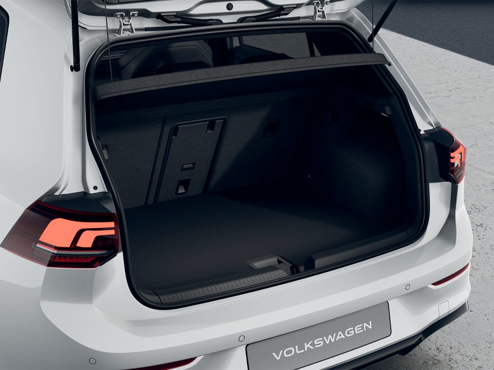 Volkswagen Golf 1.5 etsi r-line plus 115cv dsg