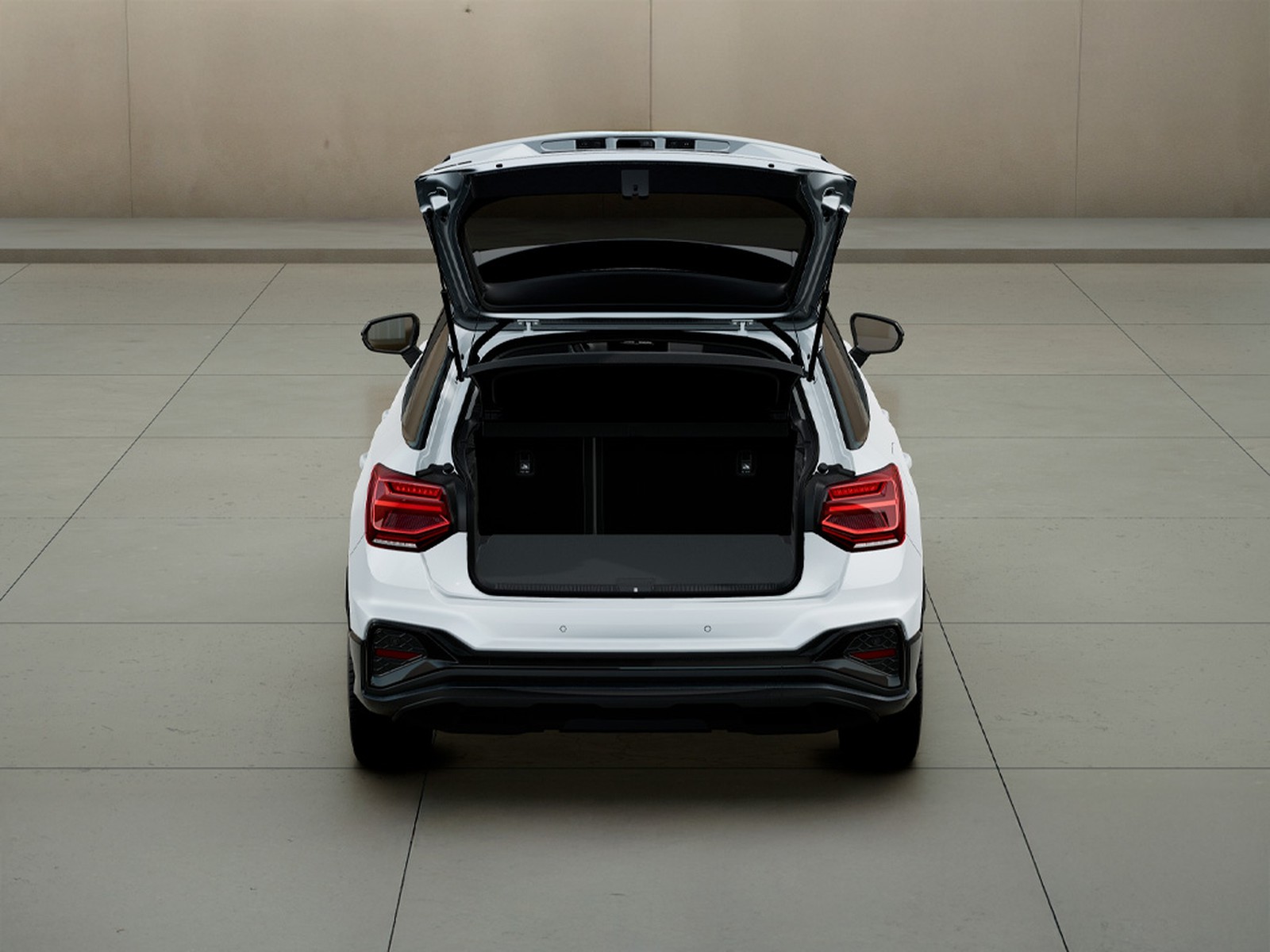 Audi Q2 35 1.5 tfsi identity black s-tronic