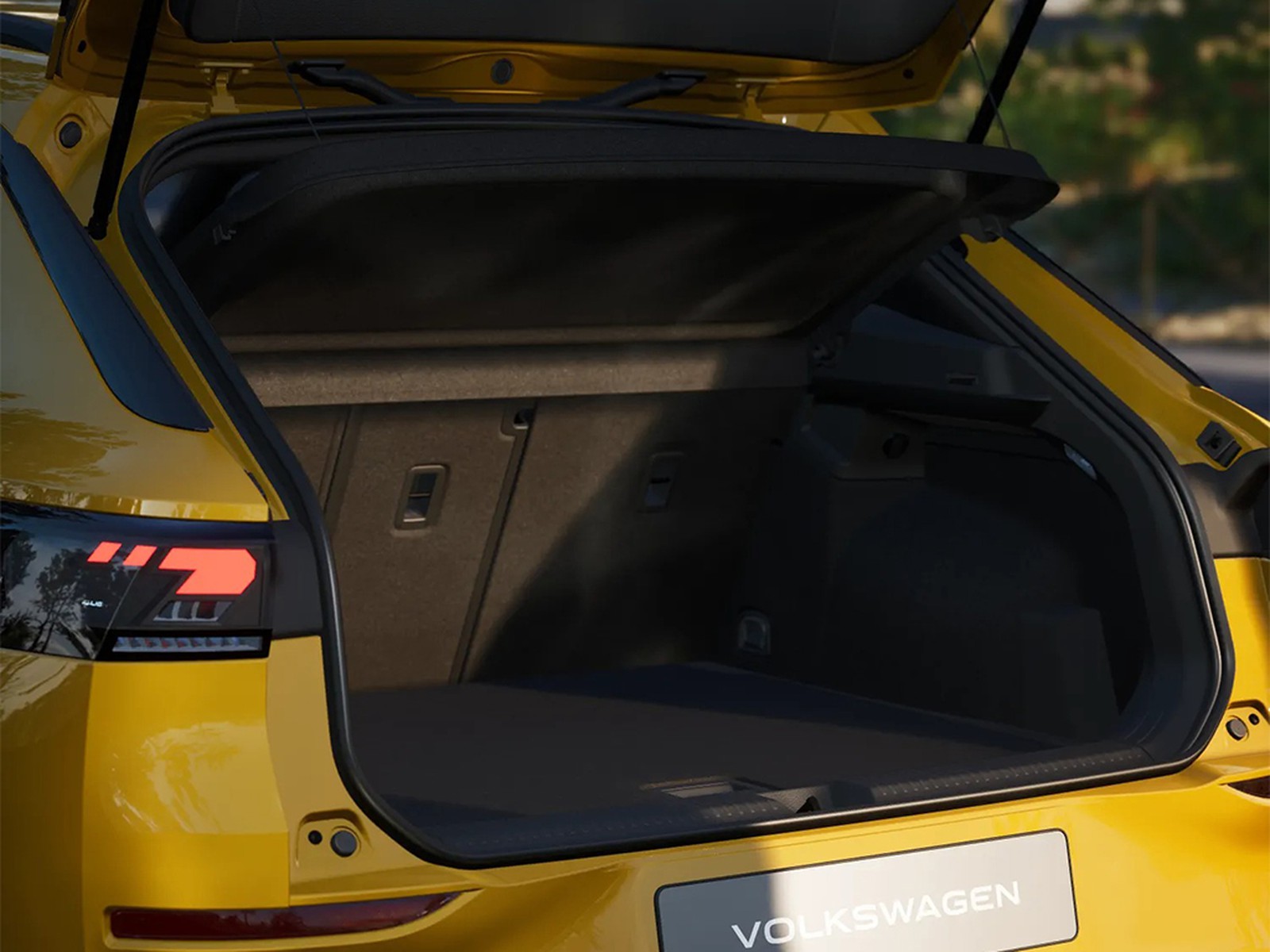 Volkswagen T-Roc 1.5 etsi r-line 150cv dsg