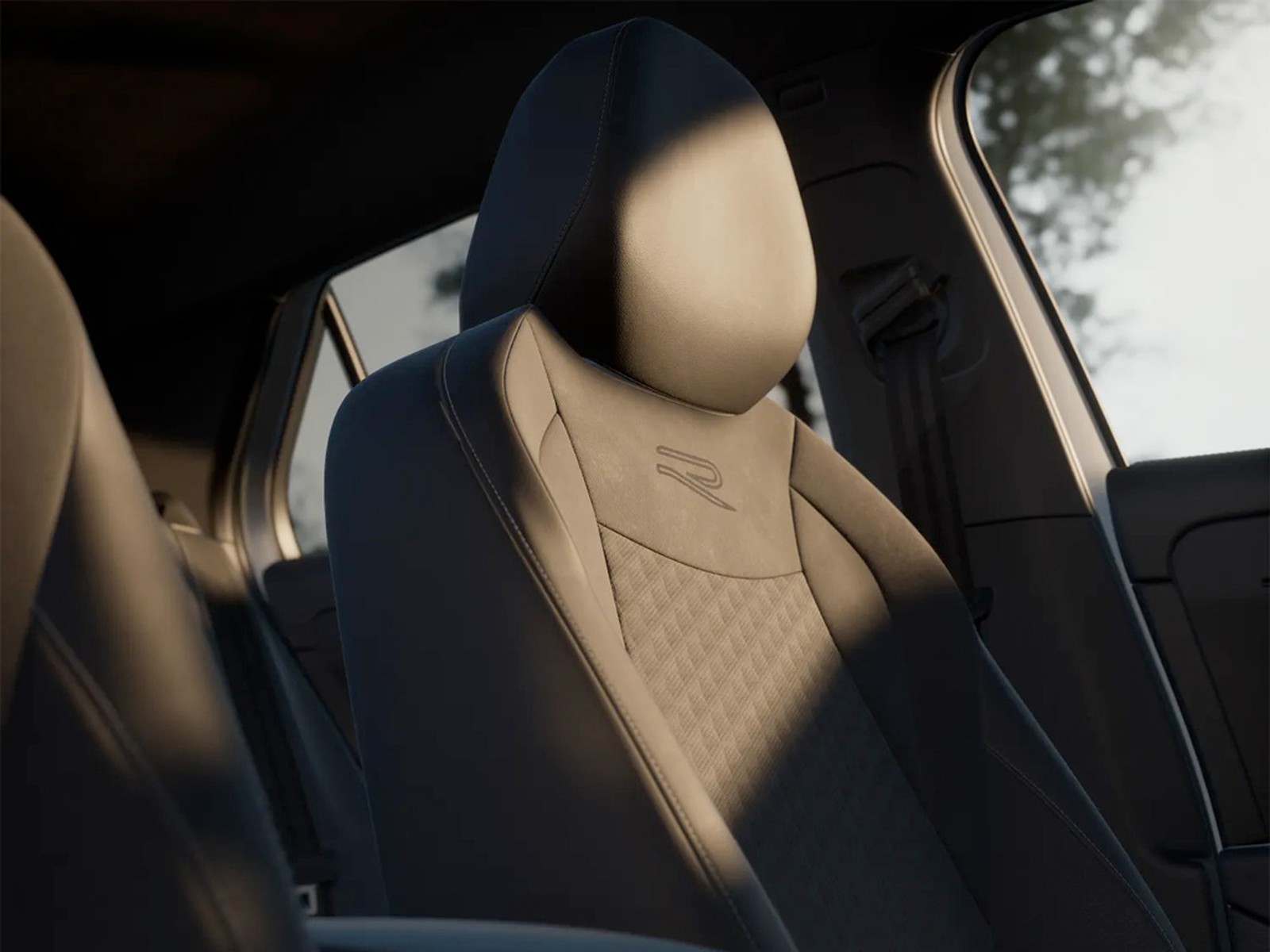 Volkswagen T-Roc 1.5 etsi r-line 150cv dsg