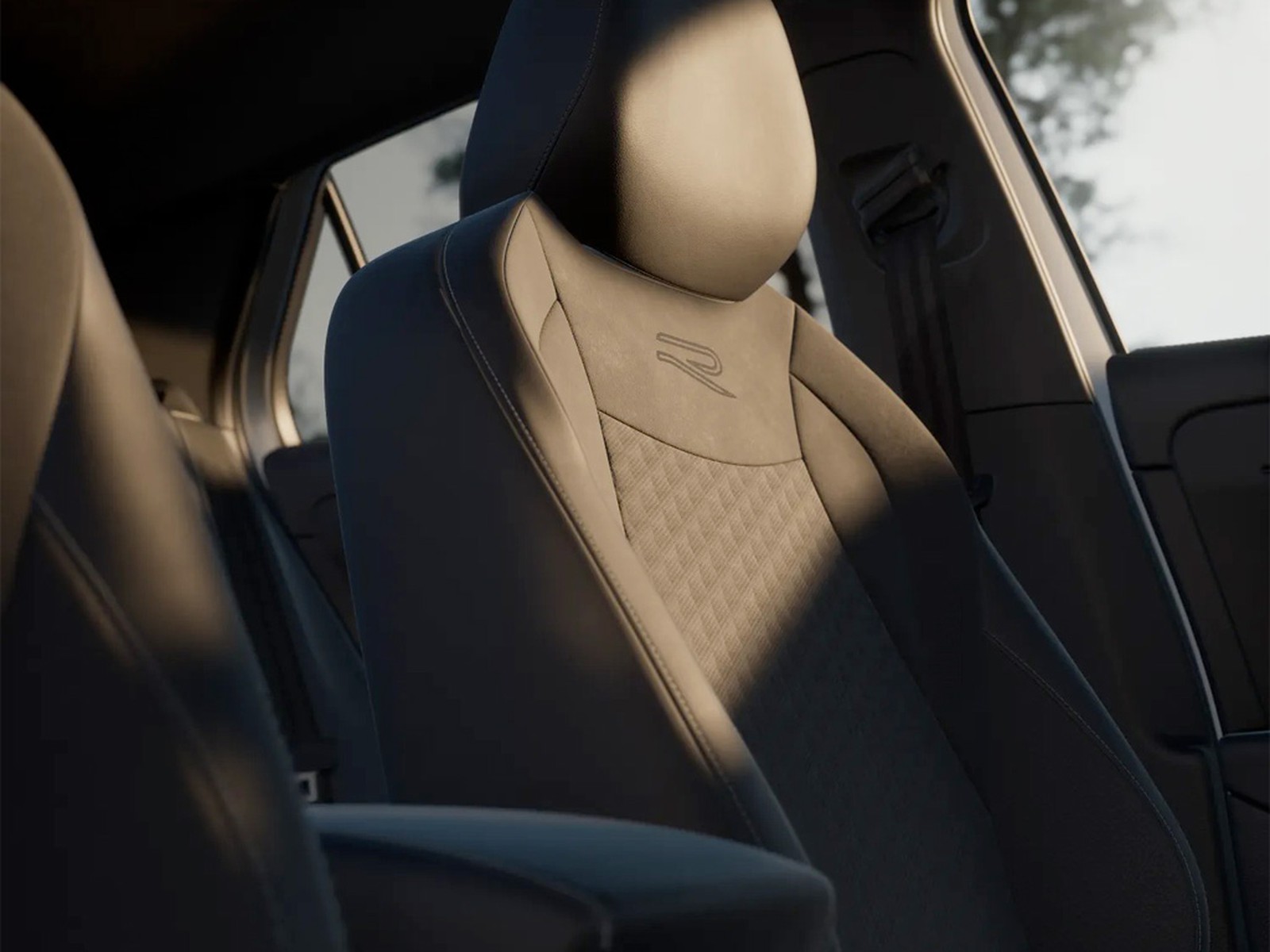 Volkswagen T-Roc 1.5 etsi r-line 150cv dsg