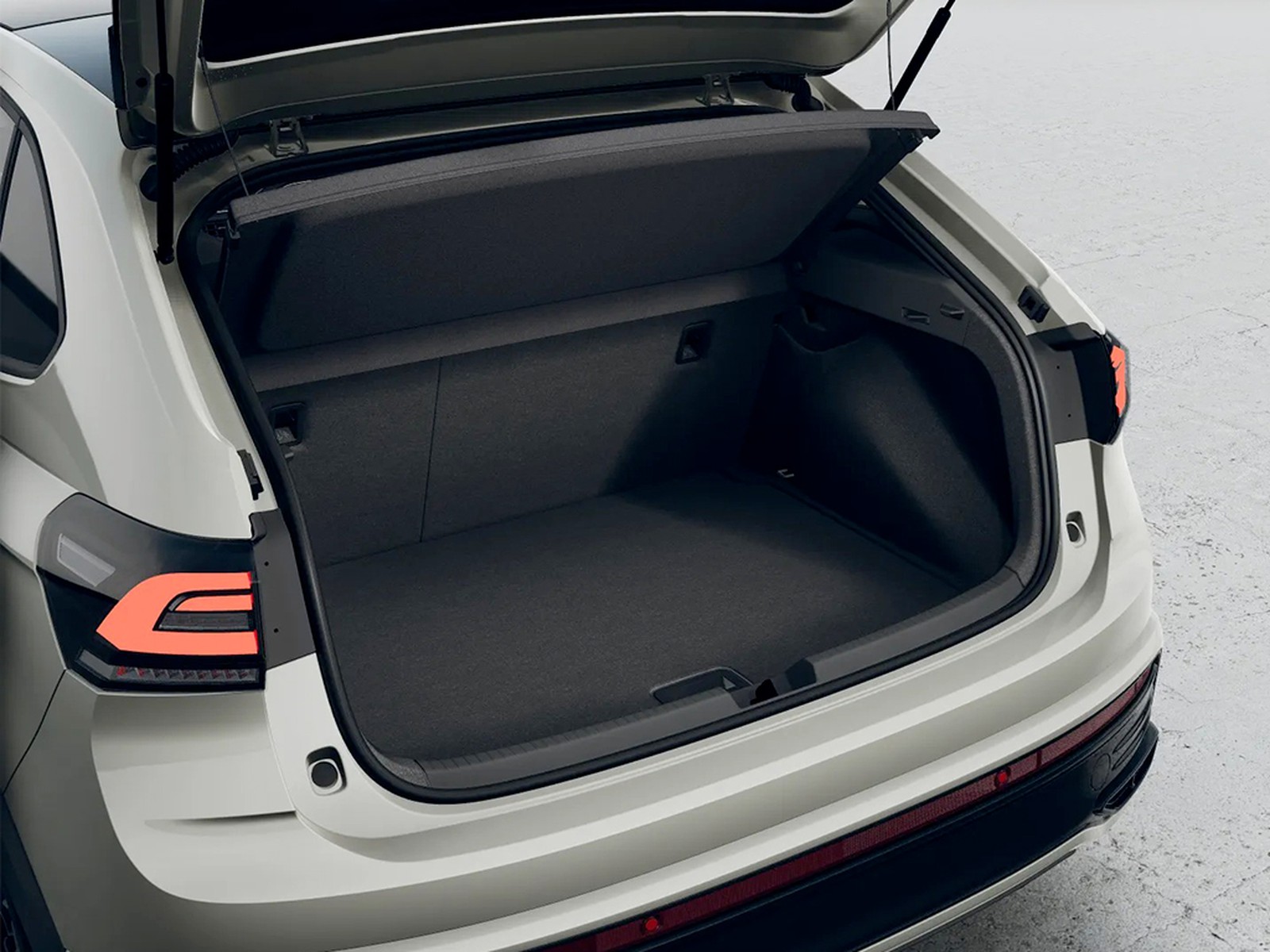 Volkswagen Taigo 1.0 tsi r-line plus 115cv dsg