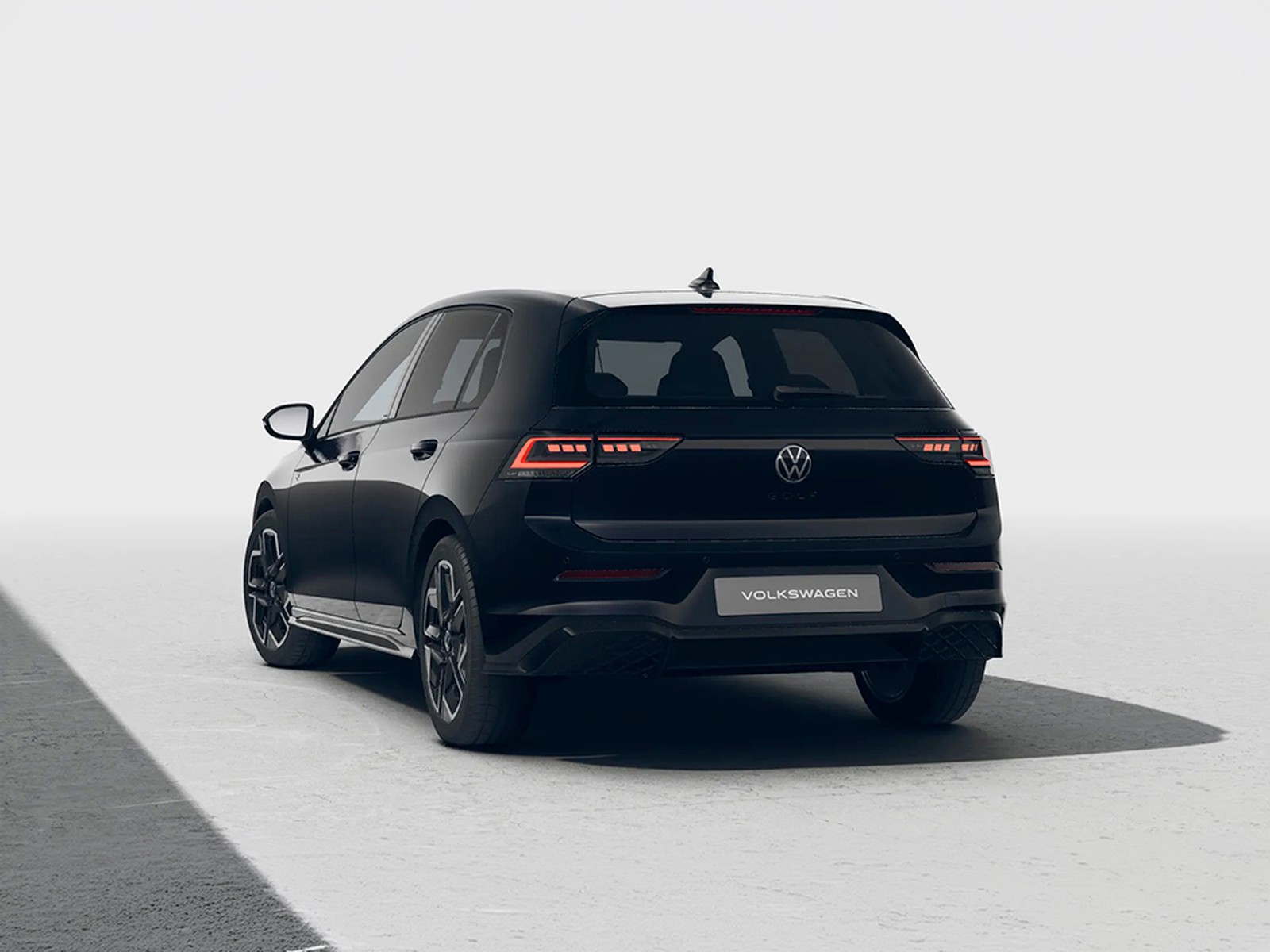 Volkswagen Golf 1.5 etsi r-line plus 115cv dsg