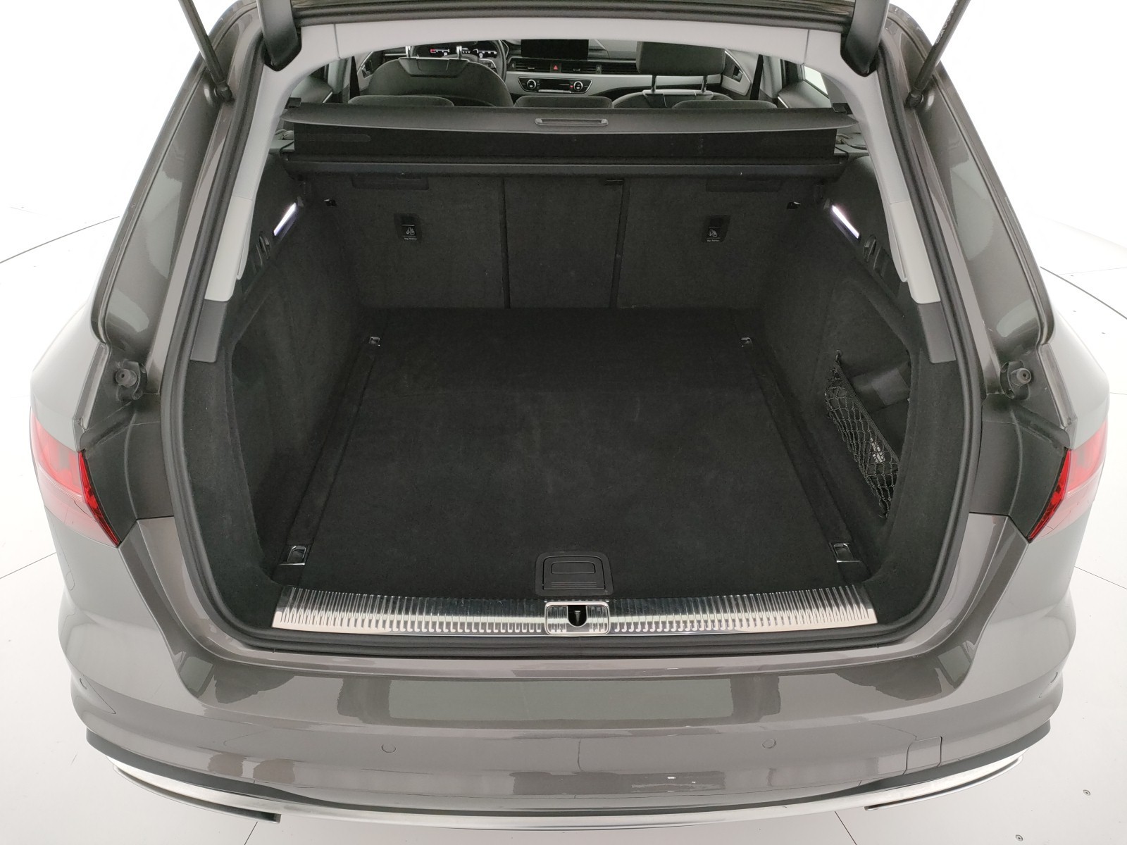 Audi A4 avant 35 2.0 tdi mhev business advanced 163cv s-tronic