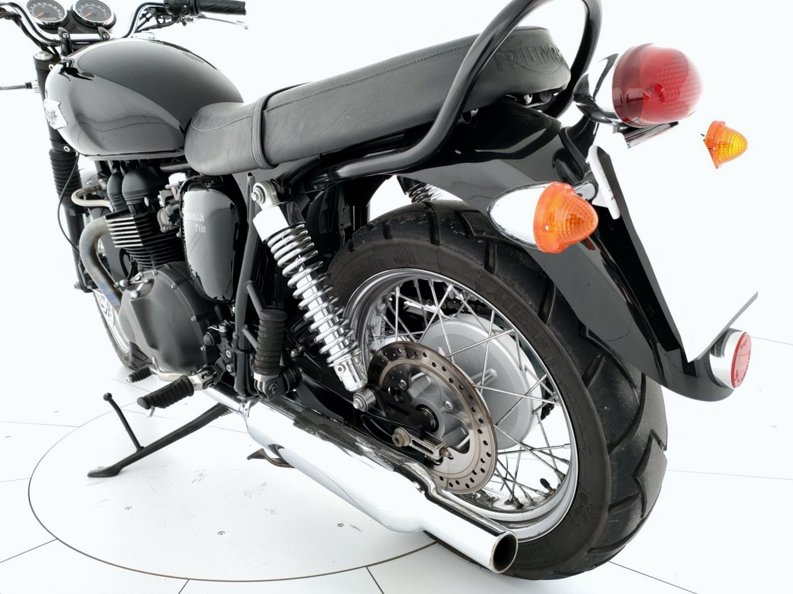 Triumph Bonneville T100 