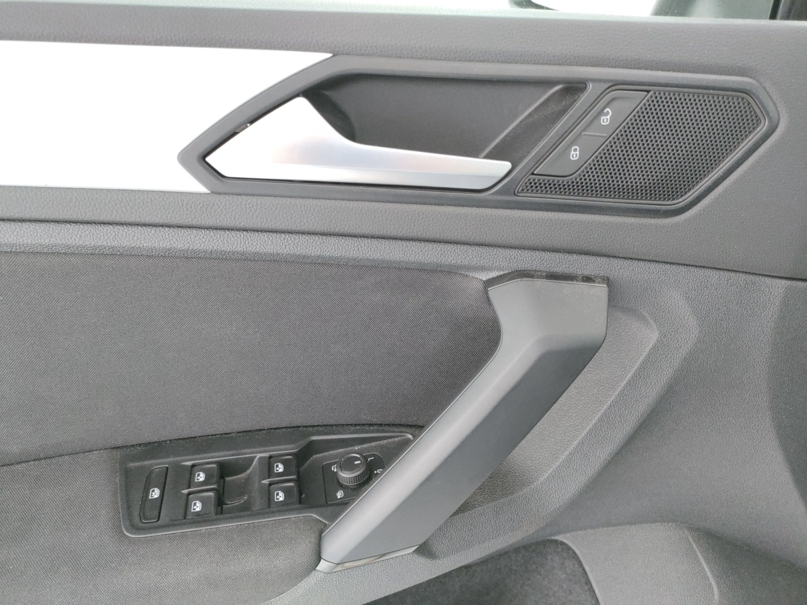 Volkswagen Tiguan 1.5 tsi business 150cv dsg