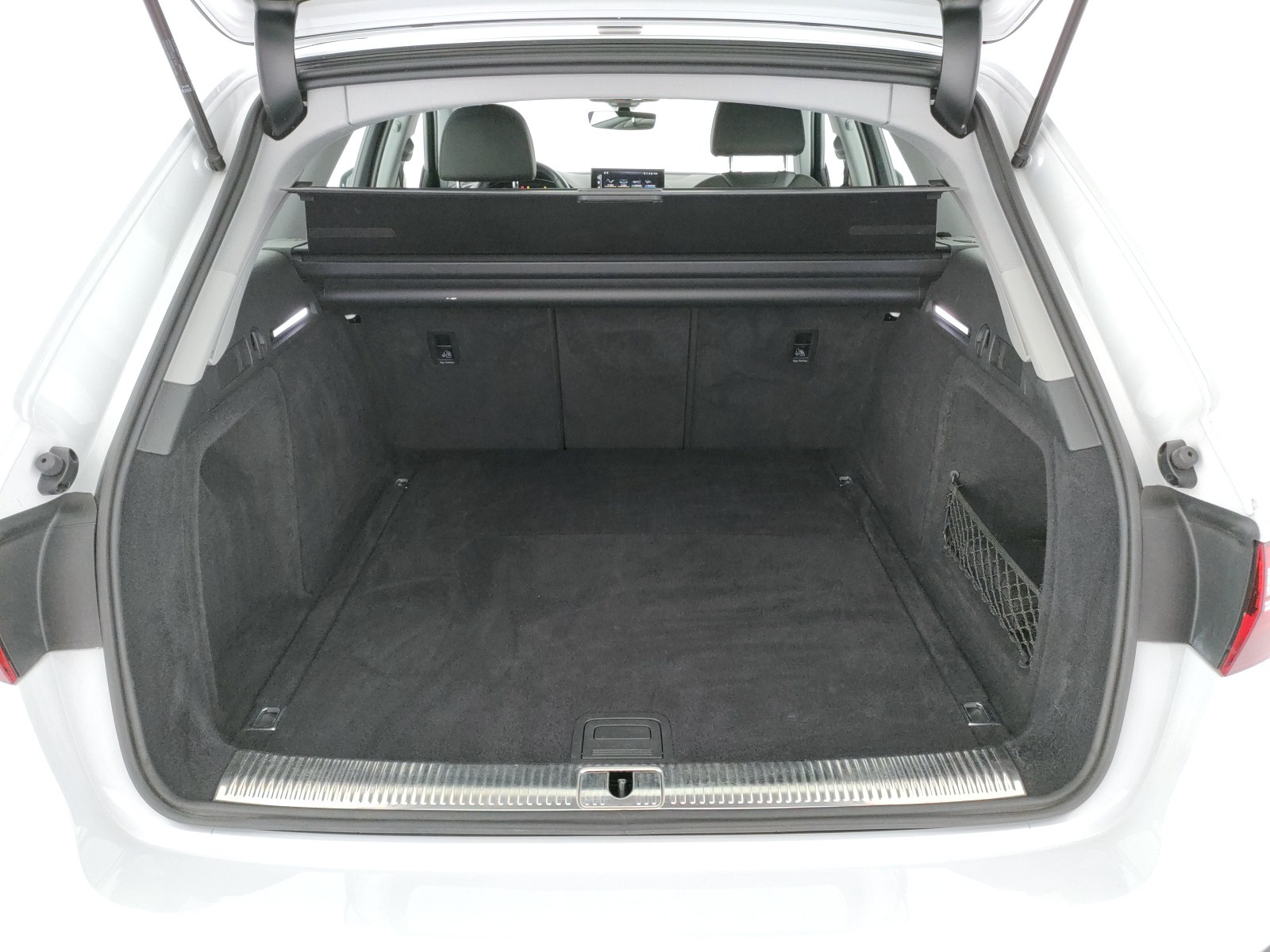 Audi A4 avant 30 2.0 tdi mhev business advanced 136cv s-tronic