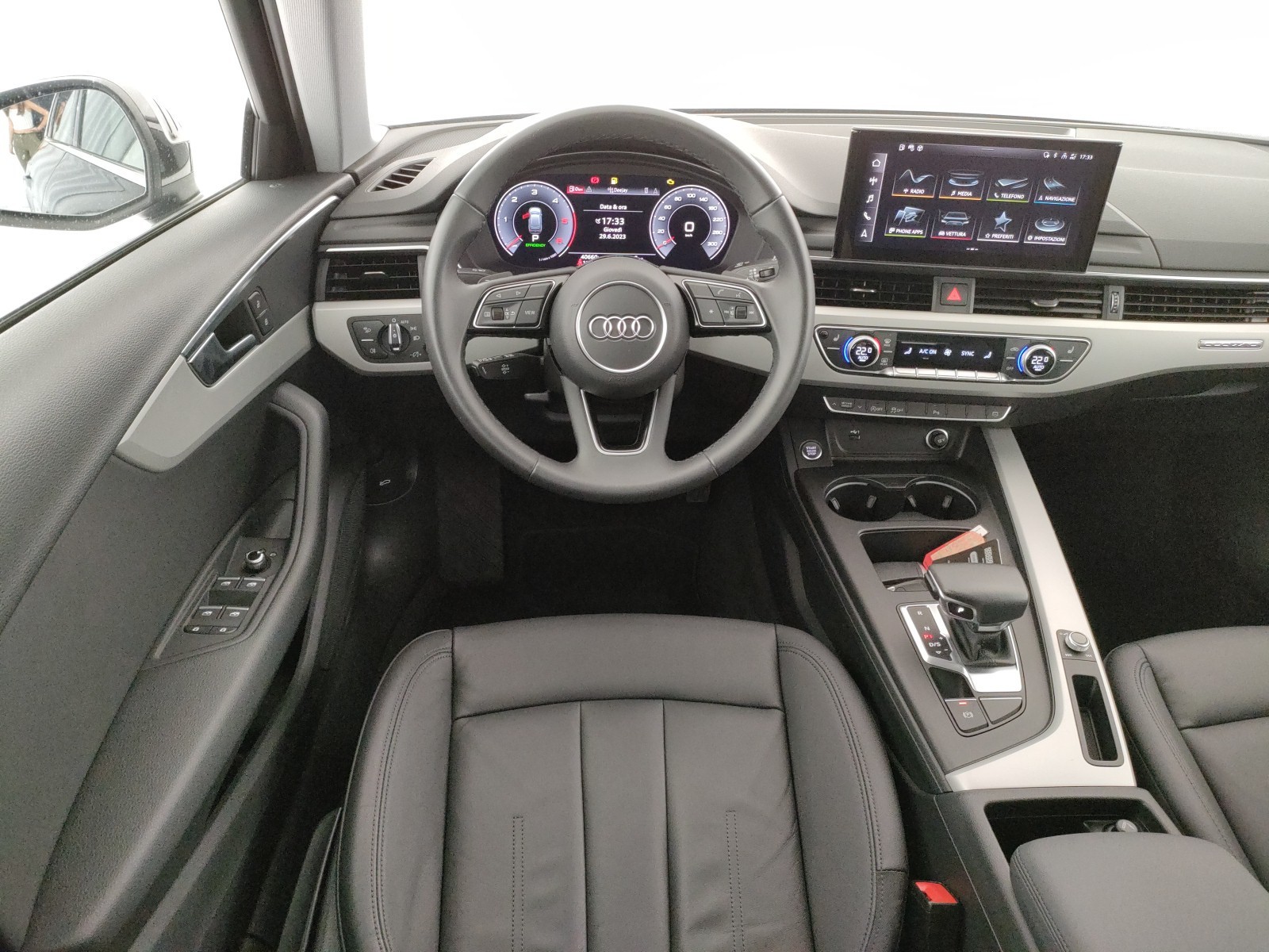 Audi A4 avant 40 2.0 tdi mhev business advanced quattro 204cv s-tronic