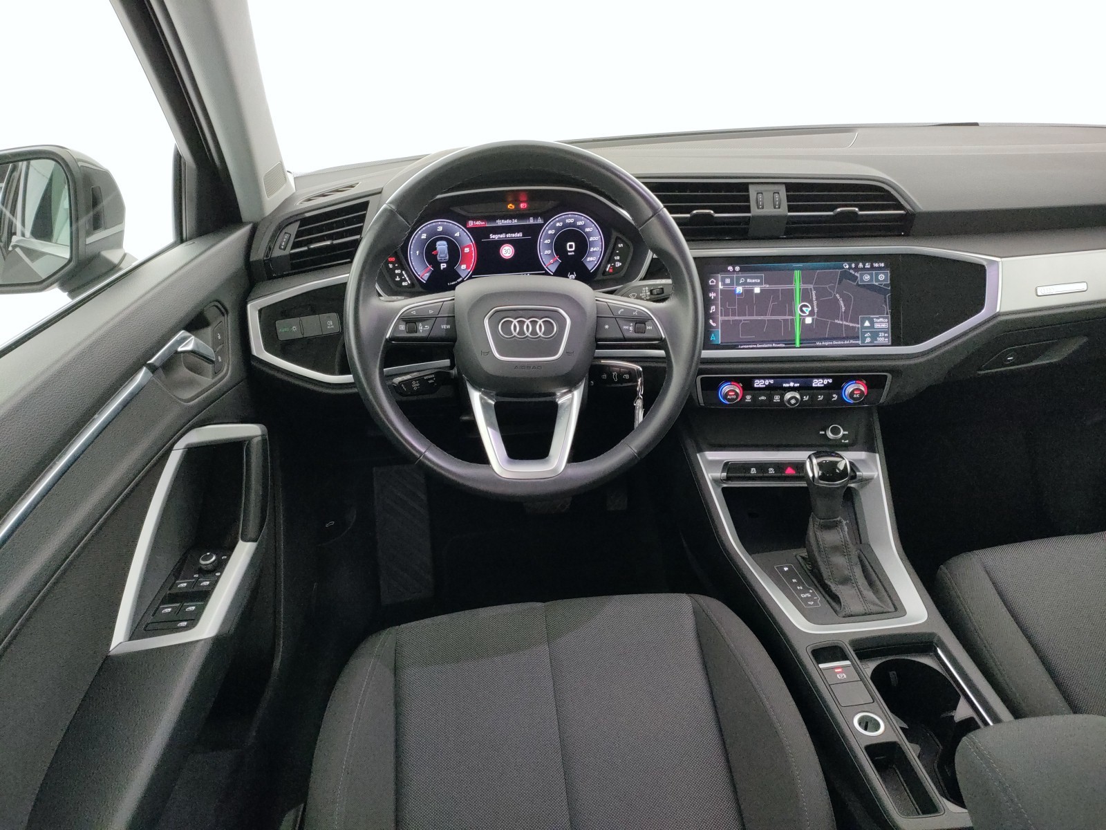 Audi Q3 35 2.0 tdi business advanced s-tronic