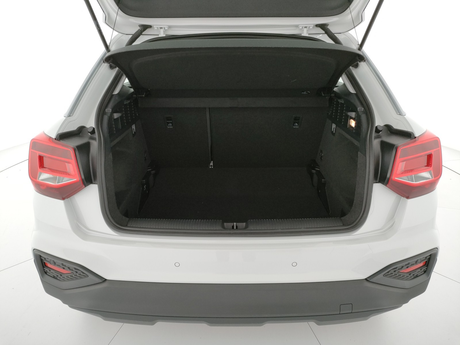 Audi Q2 30 2.0 tdi business s-tronic