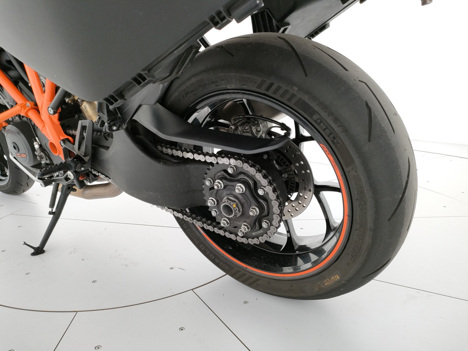 KTM 1290 Super Duke GT 