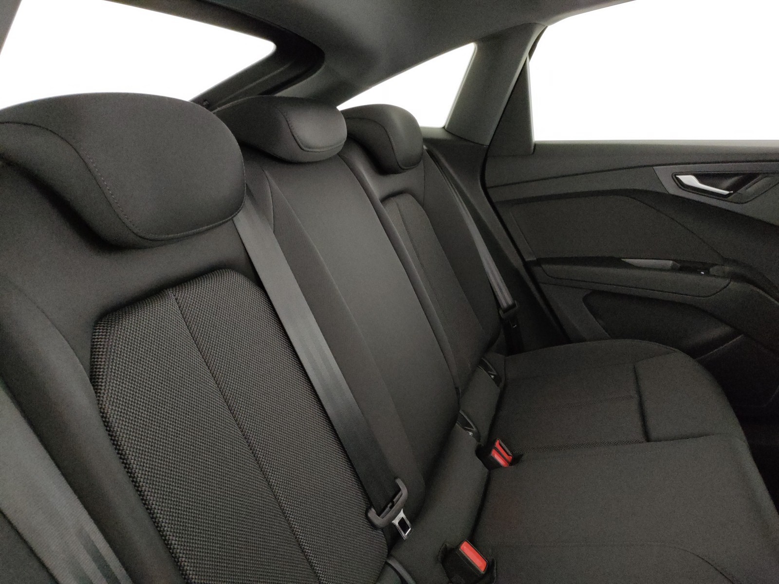 Audi Q4 sportback e-tron 40 business advanced