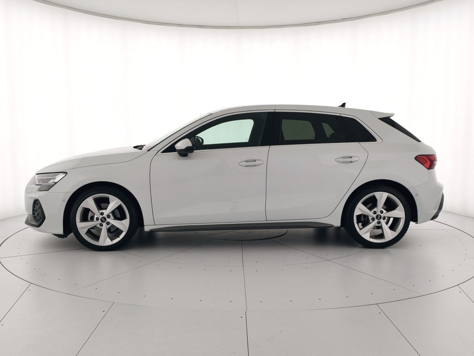 Audi A3 sportback 2.0 tdi s line edition 150cv s-tronic