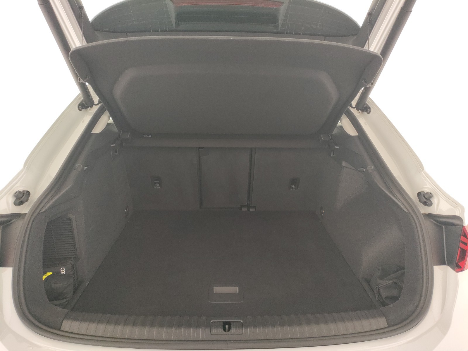 Audi Q3 sportback 45 1.4 tfsi e business plus s-tronic