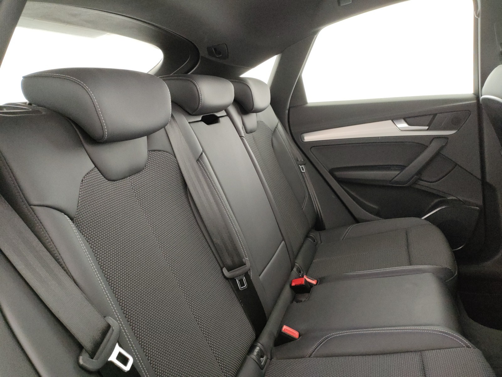 Audi Q5 sportback 40 2.0 tdi mhev 12v s line plus quattro s-tronic