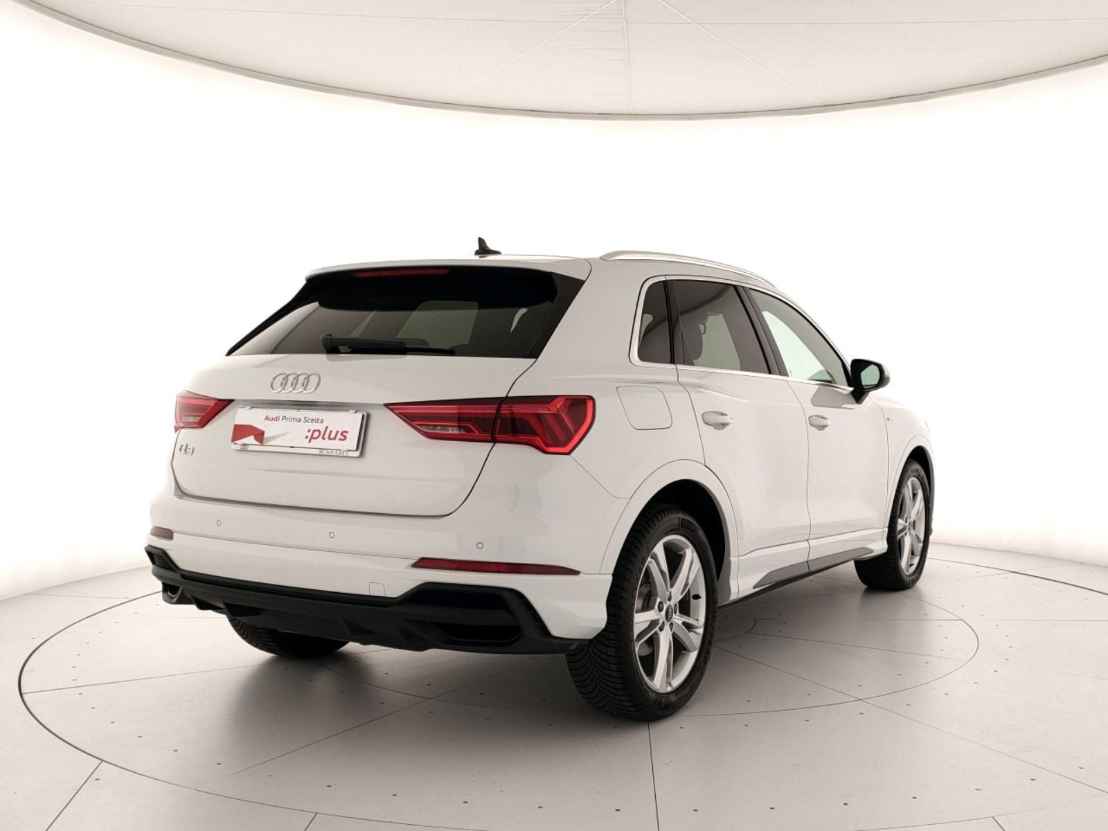 Audi Q3 35 2.0 tdi s line edition s-tronic