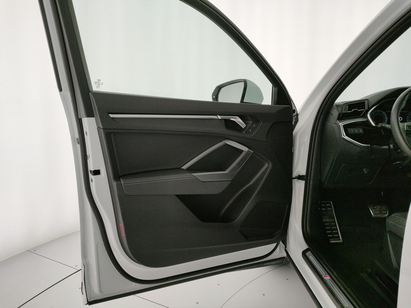 Audi Q3 35 2.0 tdi s line edition s-tronic