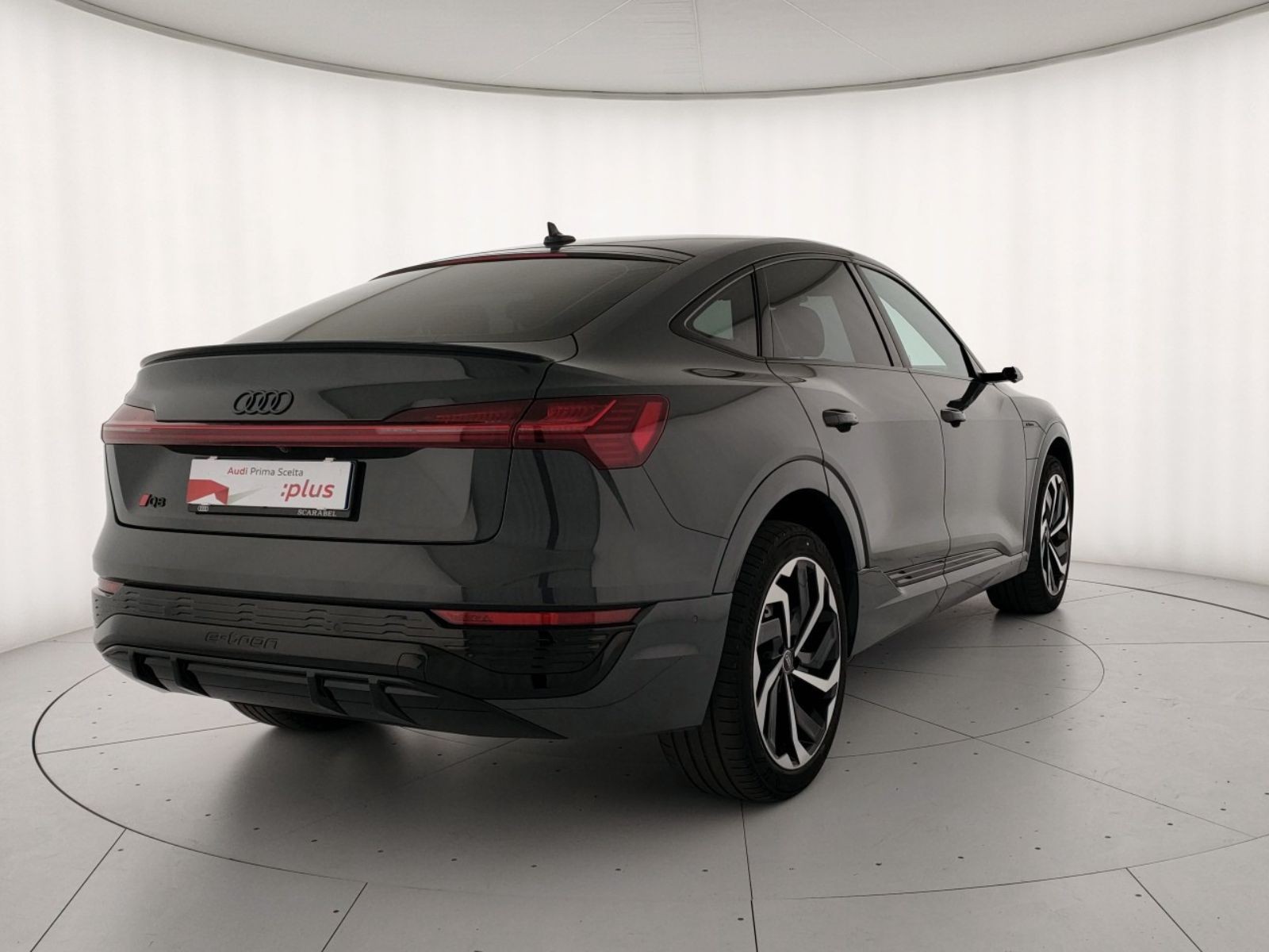 Audi Q8 e-tron