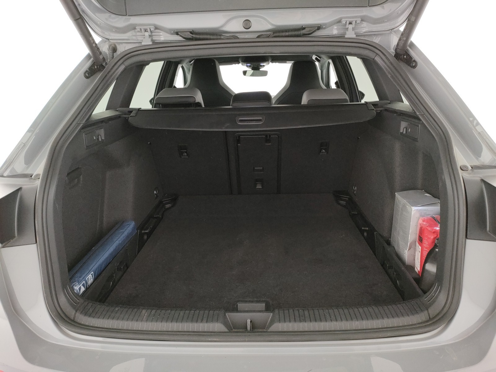 Volkswagen Golf variant 1.5 etsi evo r-line 130cv dsg