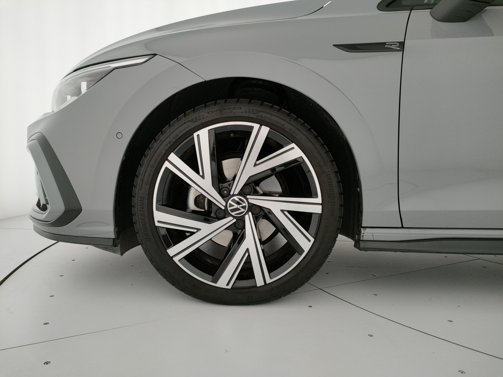 Volkswagen Golf variant 1.5 etsi evo r-line 130cv dsg