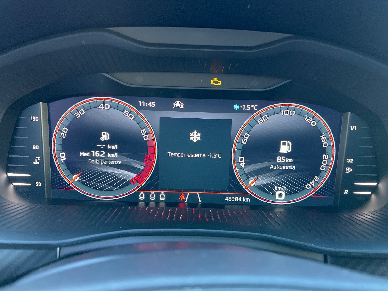 Skoda Kamiq 1.0 tsi monte carlo 110cv