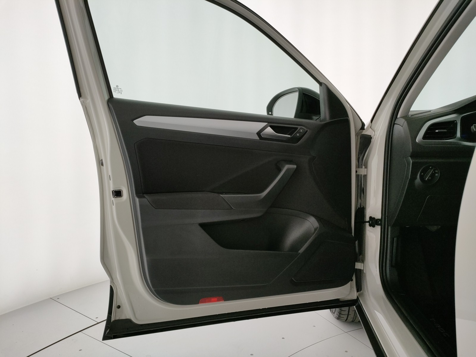 Volkswagen T-Roc 1.5 tsi sport dsg