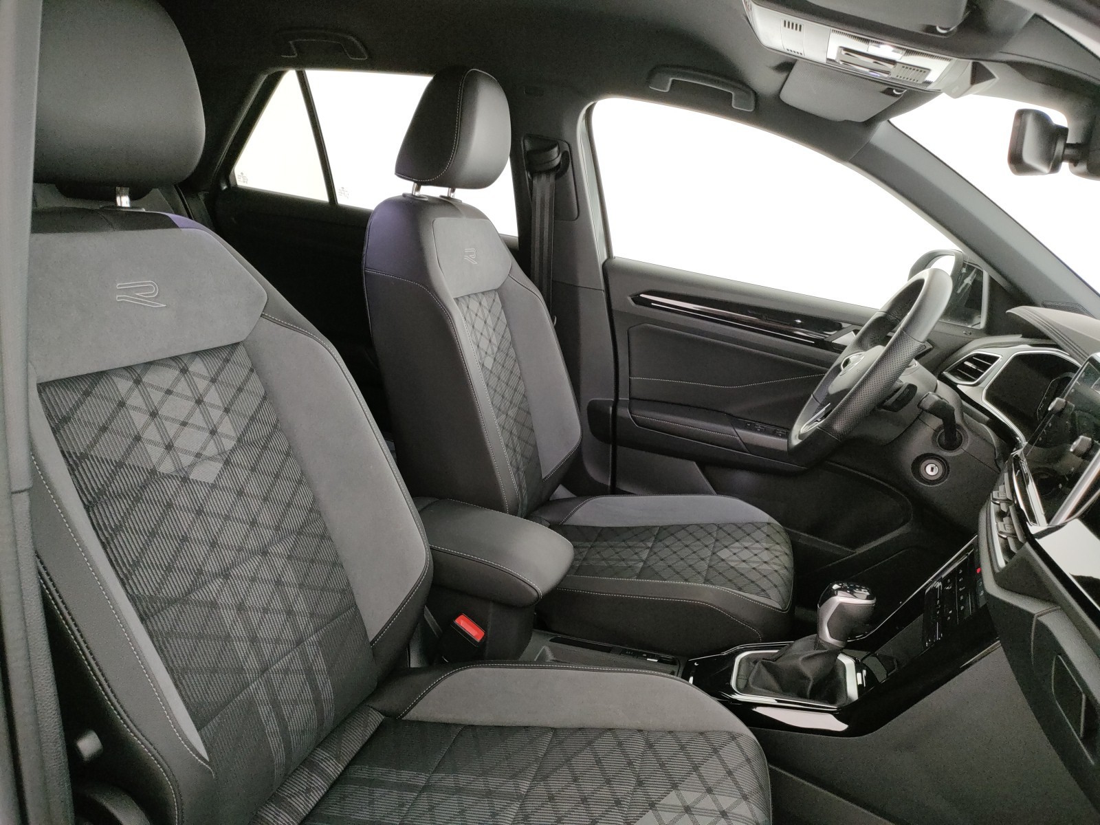 Volkswagen T-Roc 1.5 tsi r-line dsg