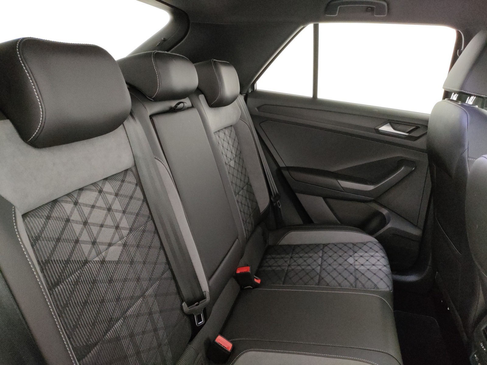 Volkswagen T-Roc 1.5 tsi r-line dsg