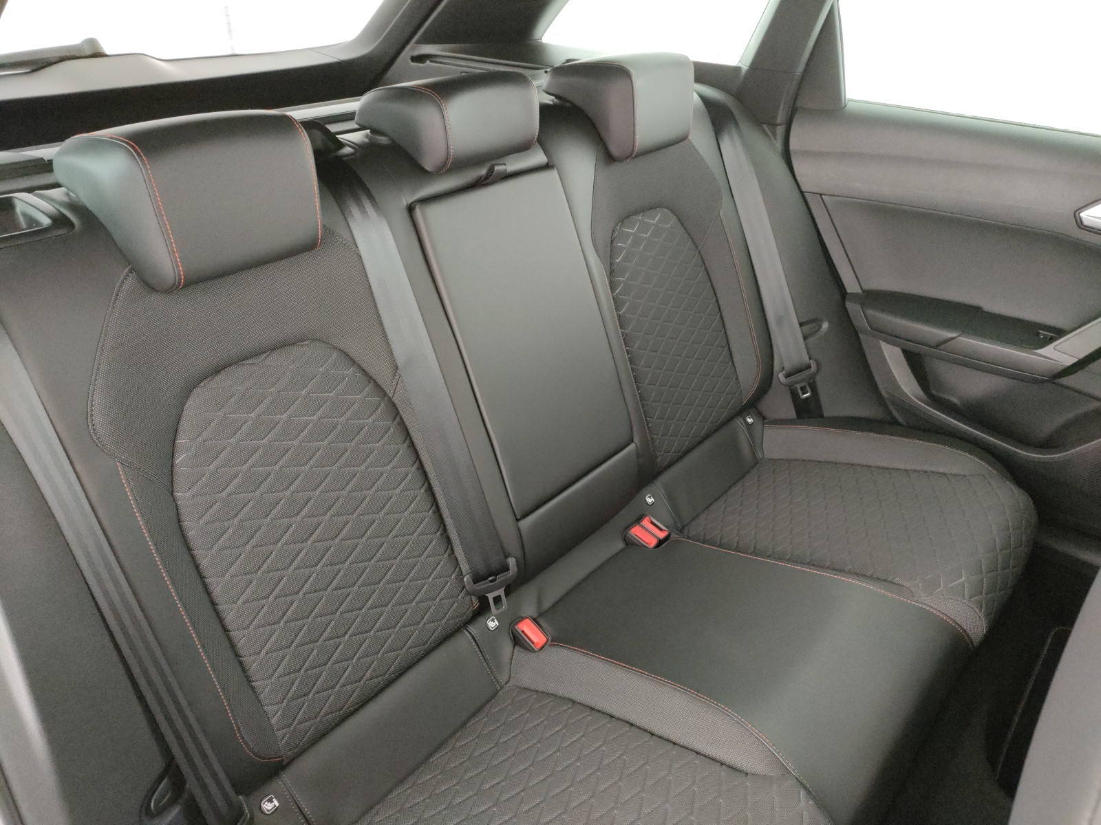 Seat Leon sportstourer 1.4 e-hybrid fr dsg