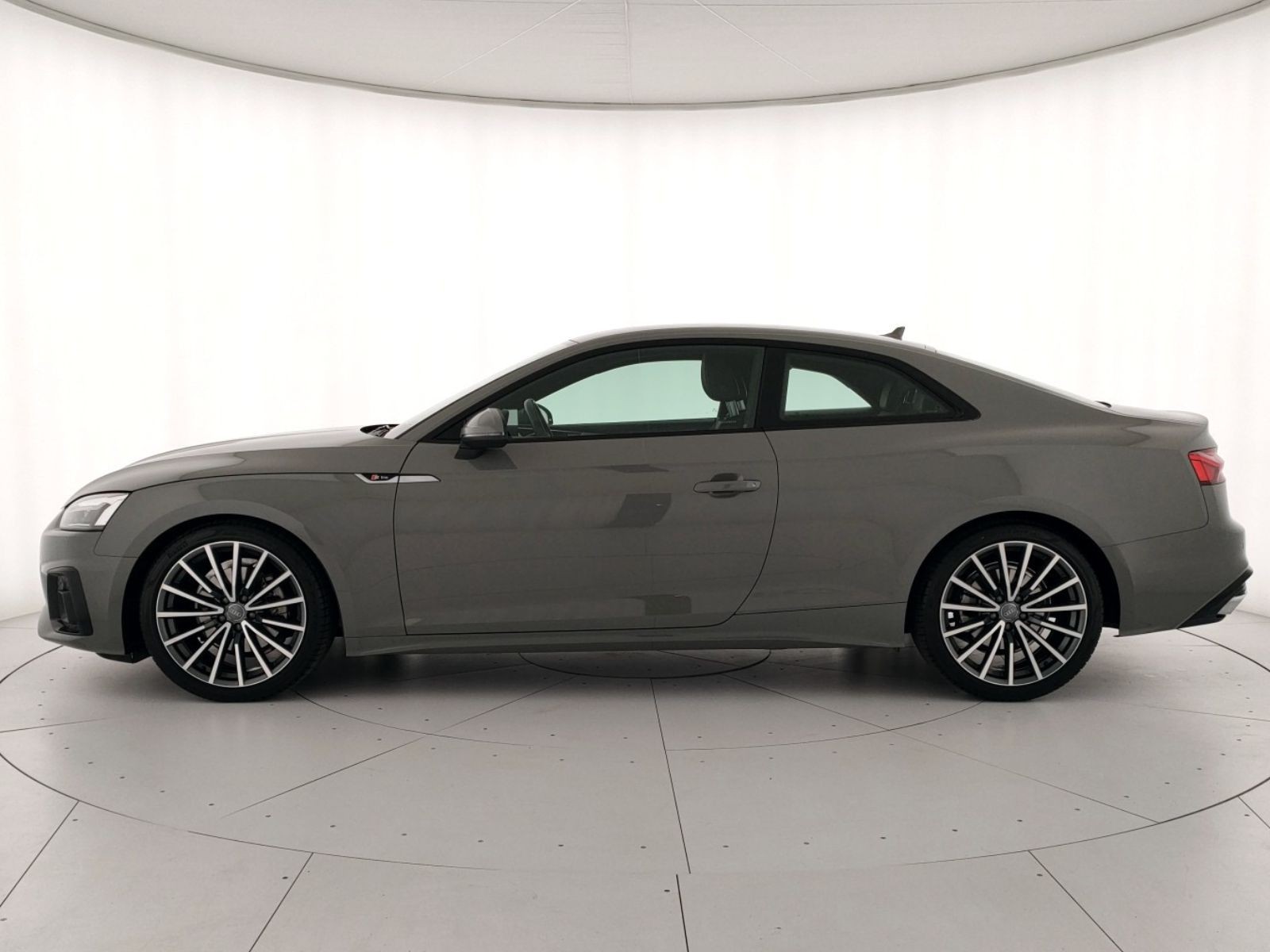 Audi A5 Coupé 35 2.0 tdi mhev s line edition 163cv s-tronic