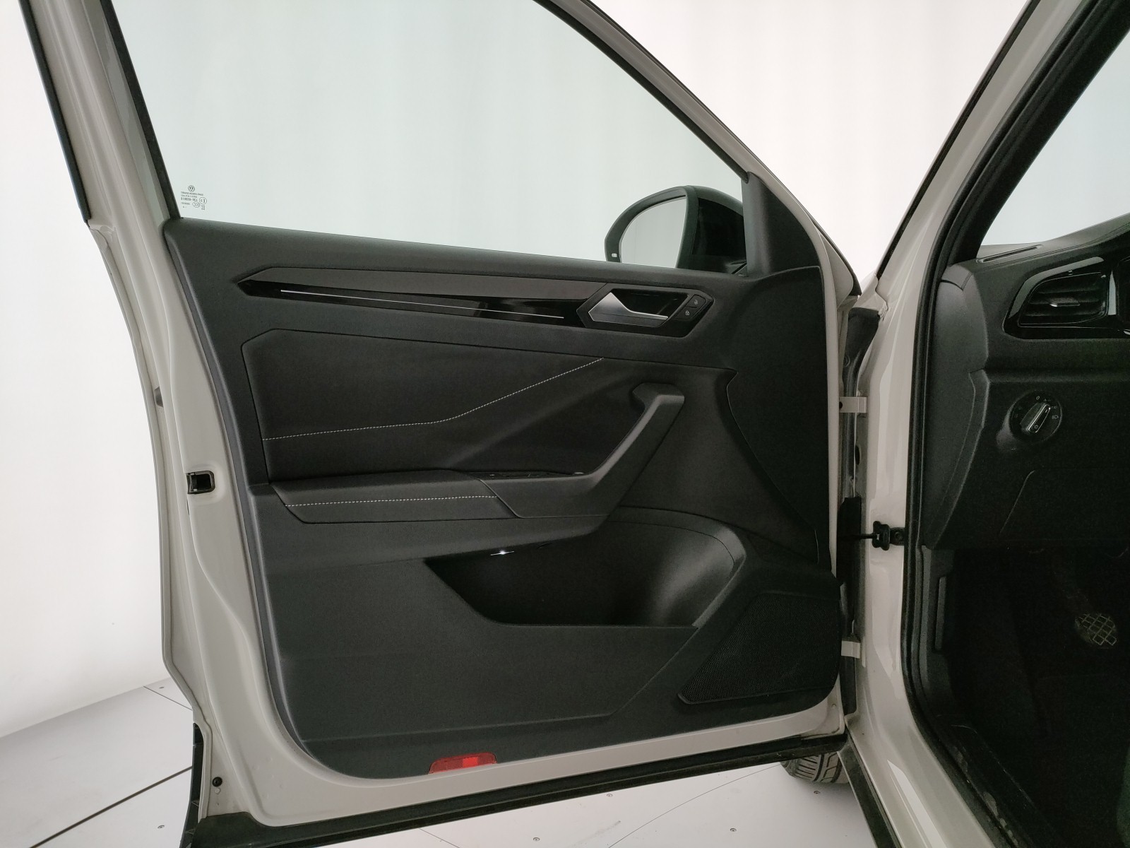 Volkswagen T-Roc 1.0 tsi style 110cv