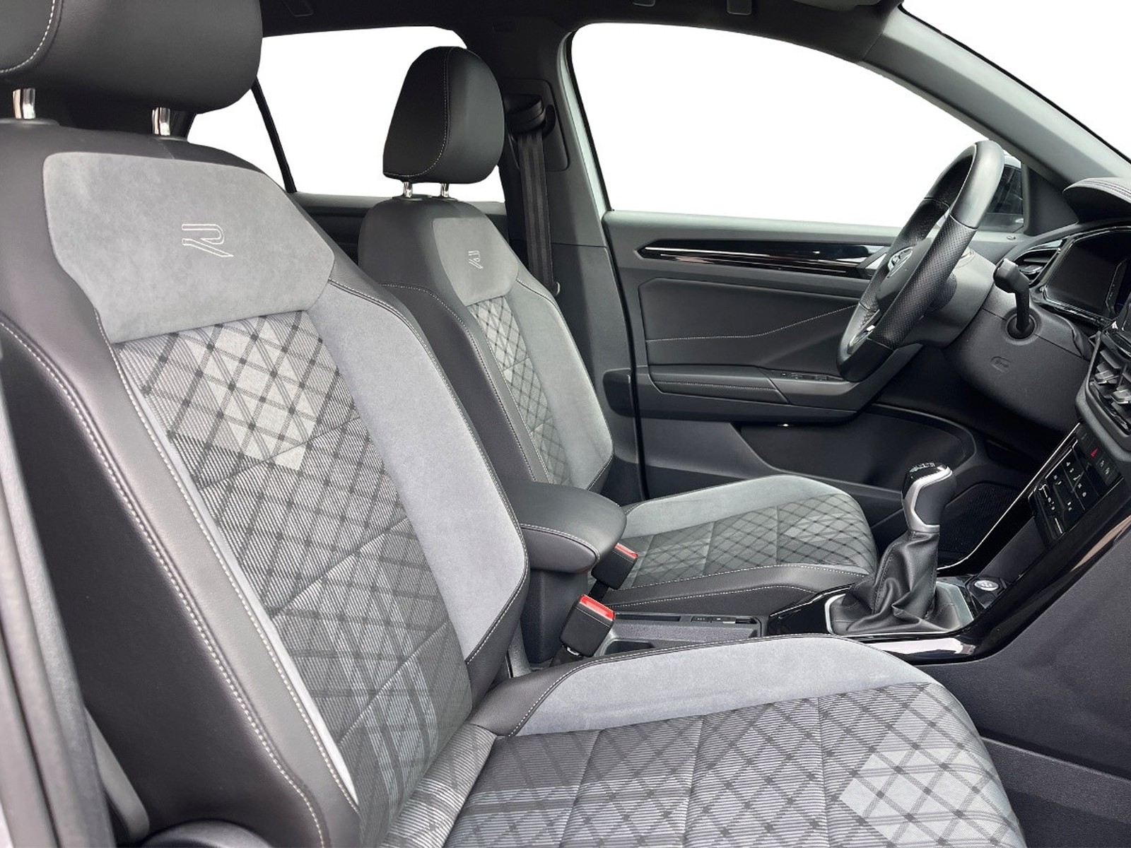 Volkswagen T-Roc 1.0 tsi r-line 110cv