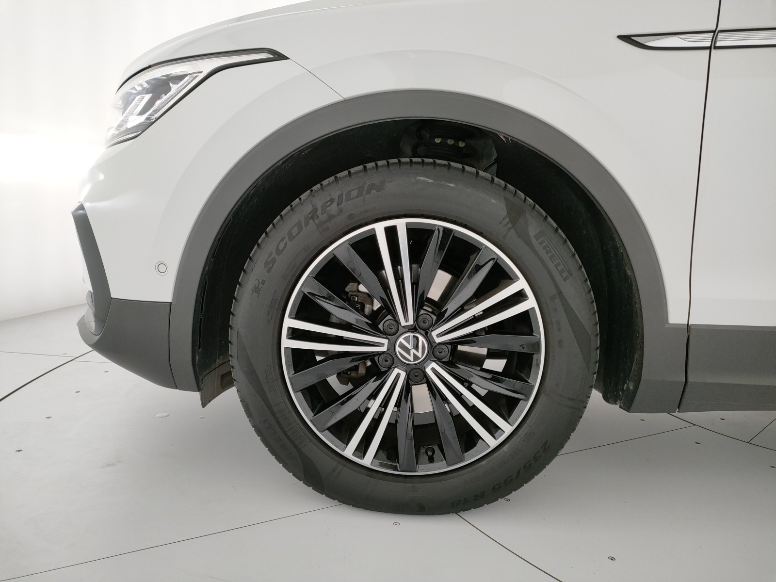 Volkswagen Tiguan ELEGANCE 1.5 TSI ACT 110 KW (150