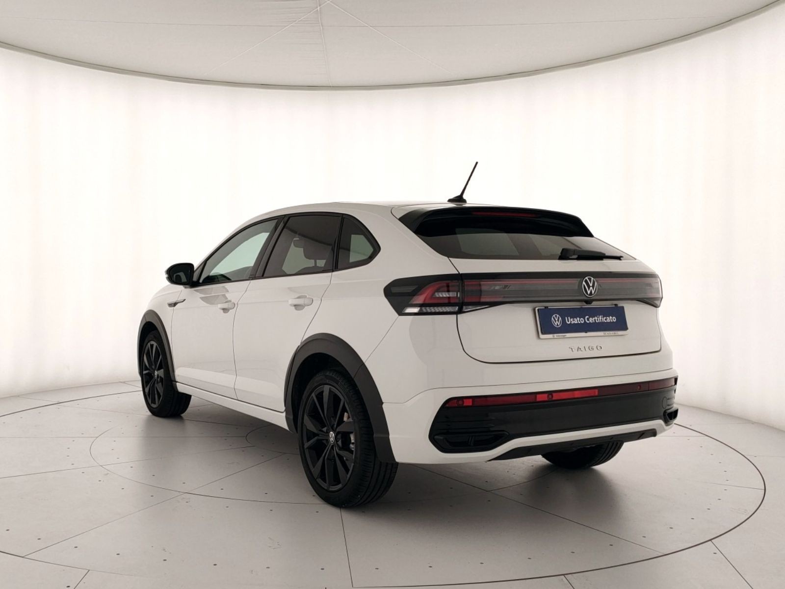 Volkswagen Taigo 1.0 tsi r-line 110cv