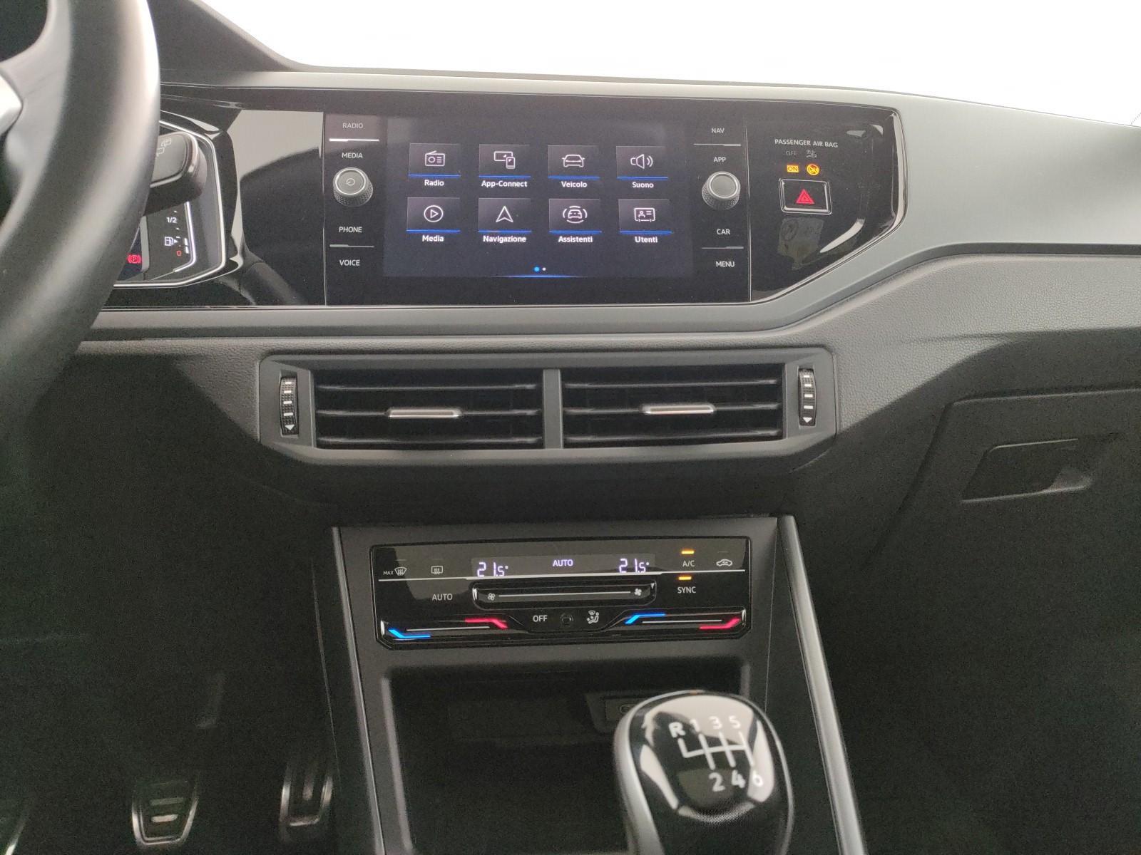 Volkswagen Taigo 1.0 tsi r-line 110cv