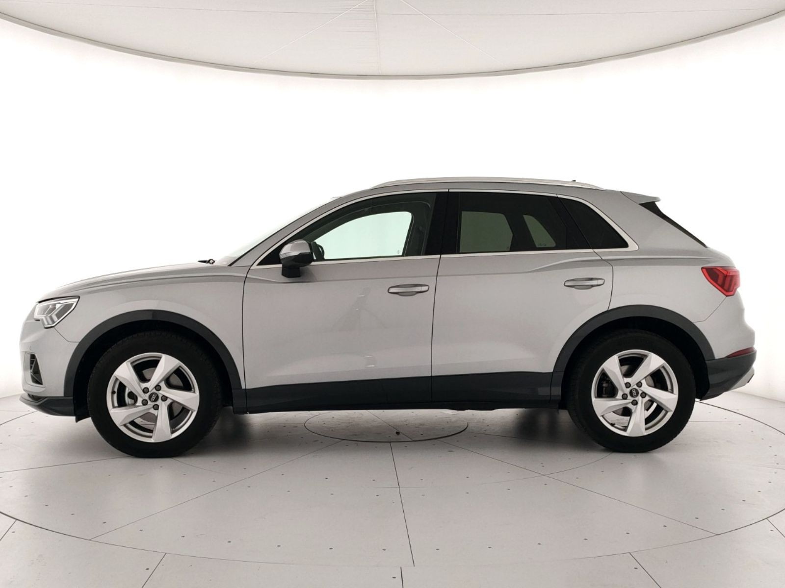 Audi Q3 35 2.0 tdi business advanced s-tronic