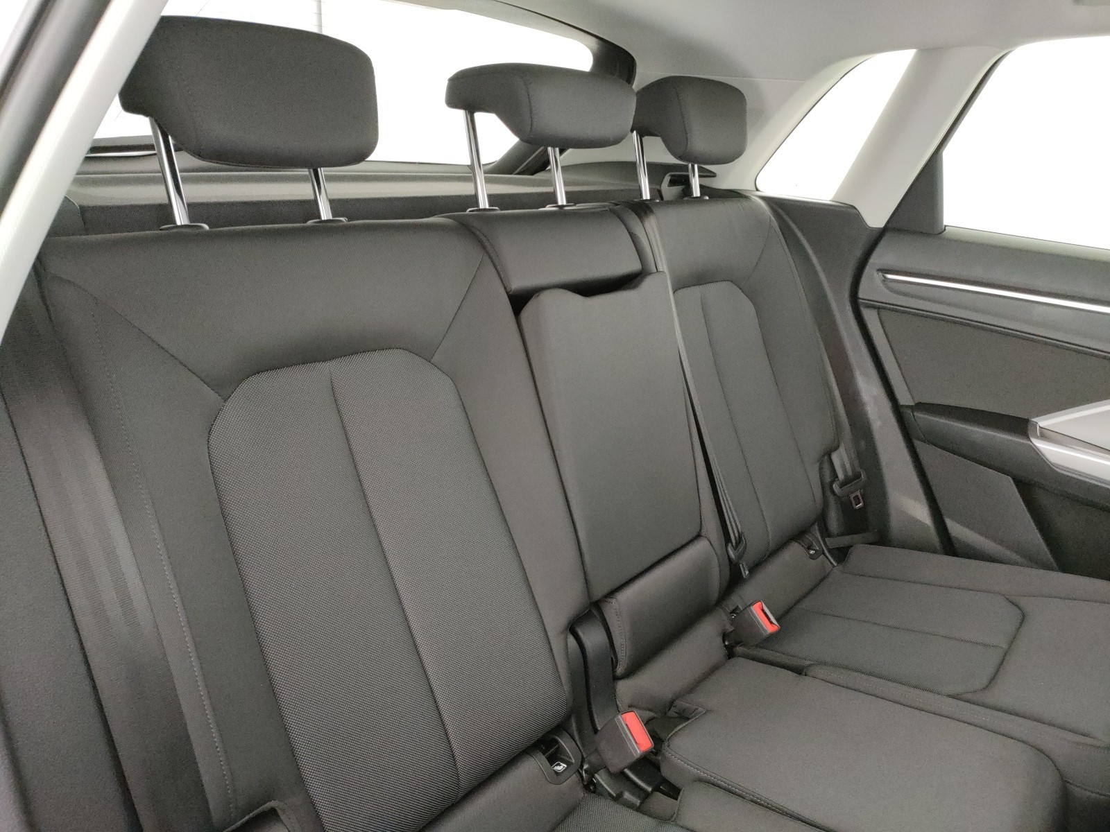 Audi Q3 35 2.0 tdi business advanced s-tronic