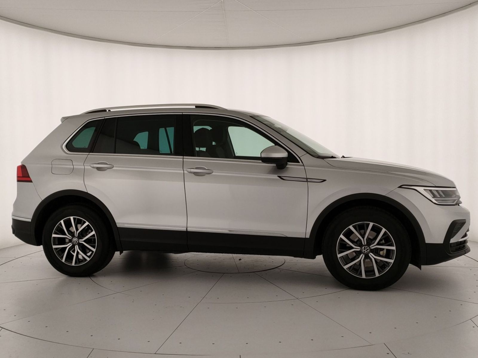 Volkswagen Tiguan 1.5 tsi life 150cv dsg