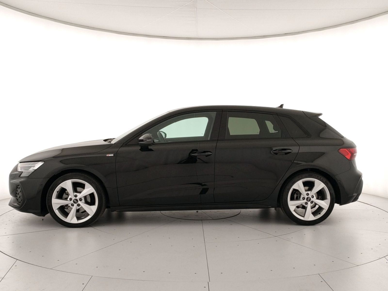 Audi A3 sportback 2.0 tdi s line edition 150cv s-tronic