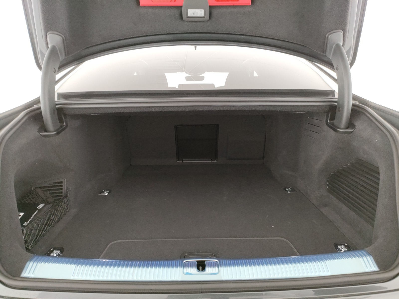 Audi A8 60 3.0 tfsi e quattro tiptronic