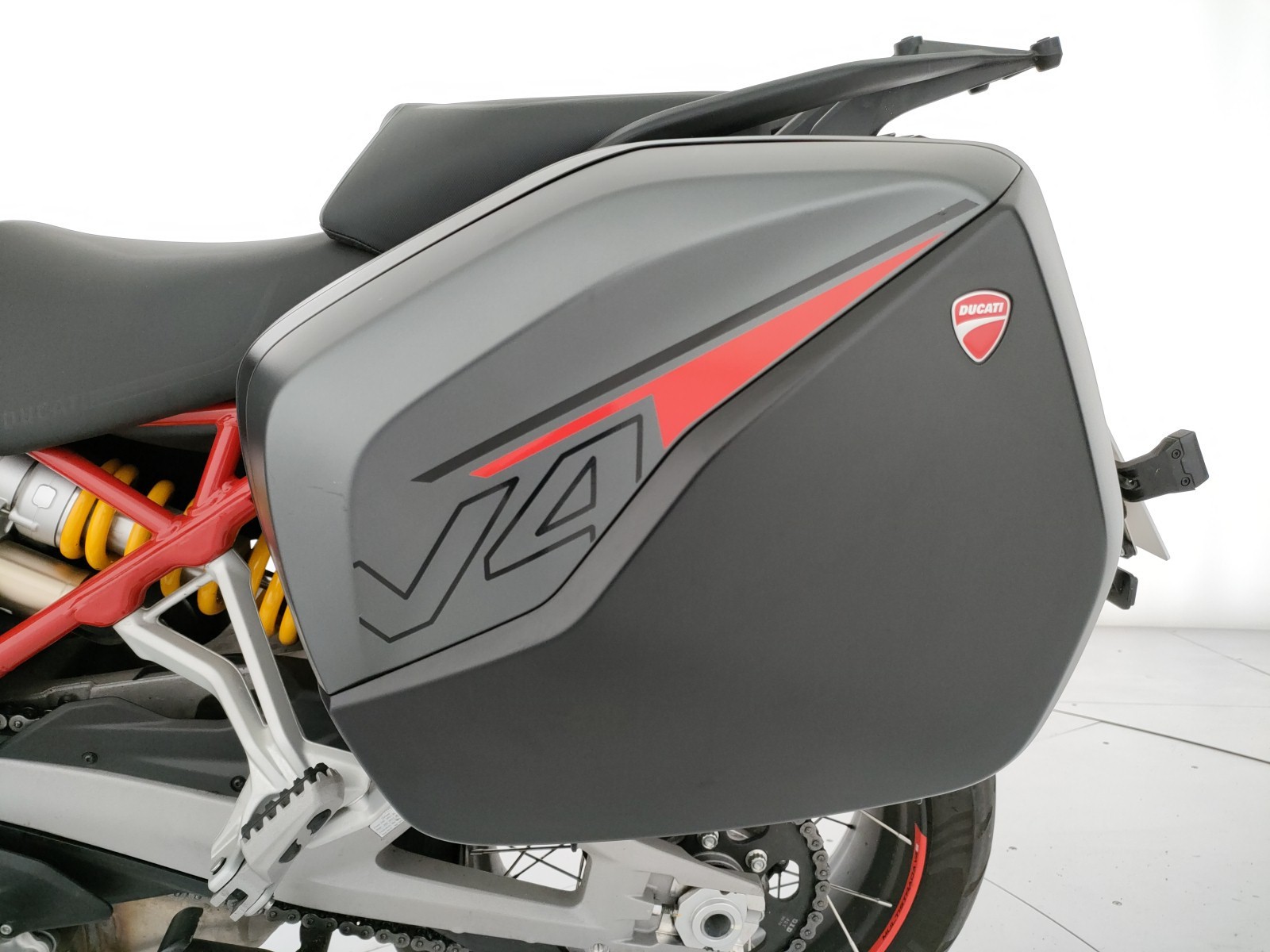 Ducati Multistrada V4 1160 S Travel&Radar Aviator Grey raggi