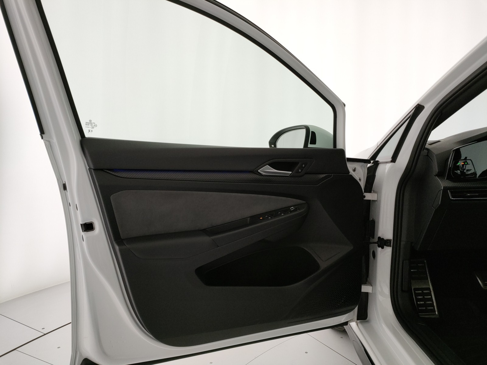 Volkswagen Golf 2.0 tdi r-line 150cv dsg