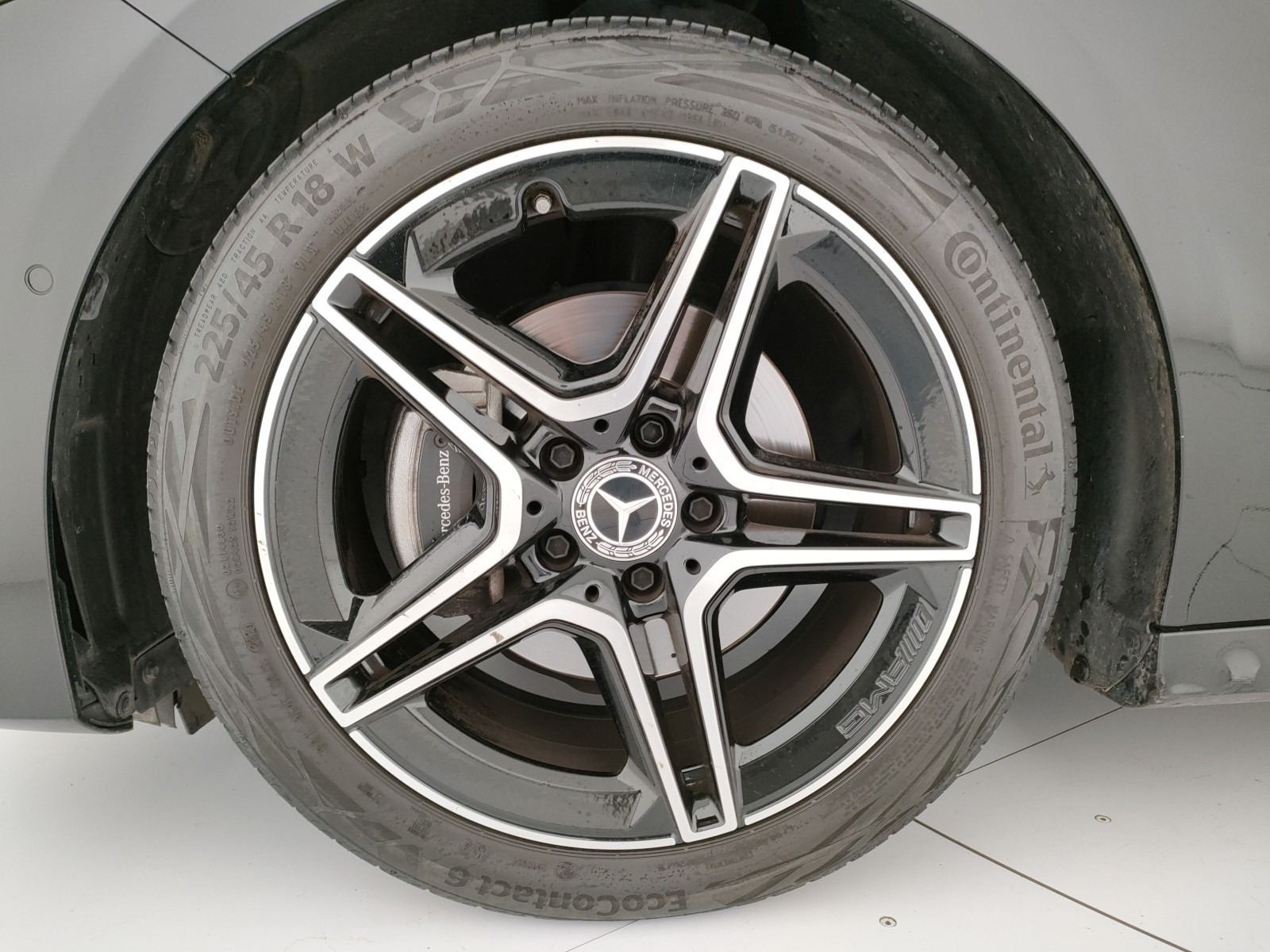 Mercedes-Benz Classe A 180 d amg line advanced plus auto